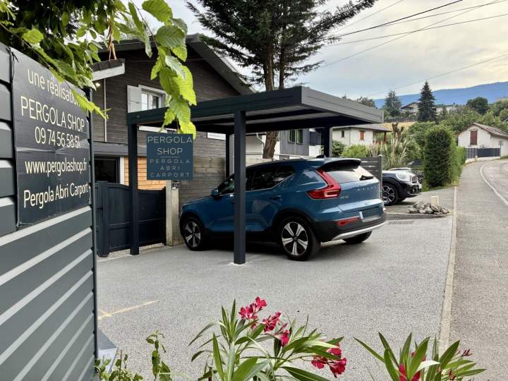 Votre spécialiste pour votre abri de voiture et de carport design.