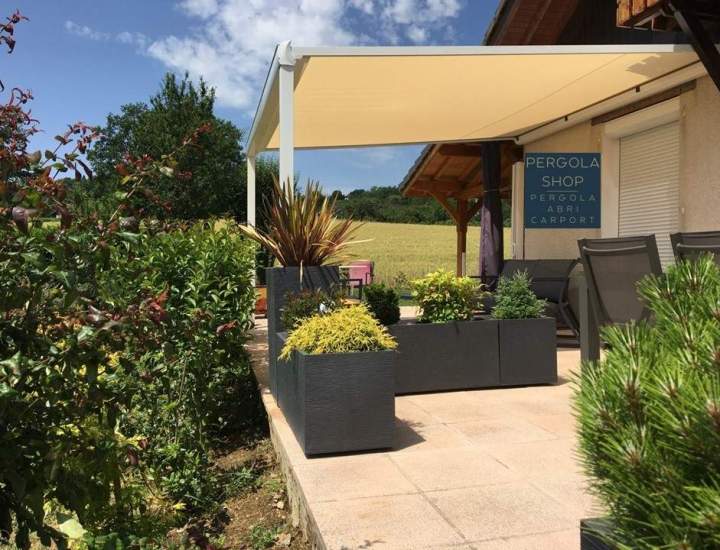 pergola store toile Rumilly Haute-Savoie